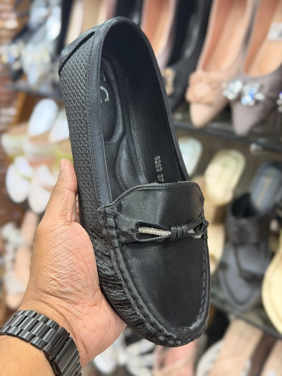 Ladies Shoe