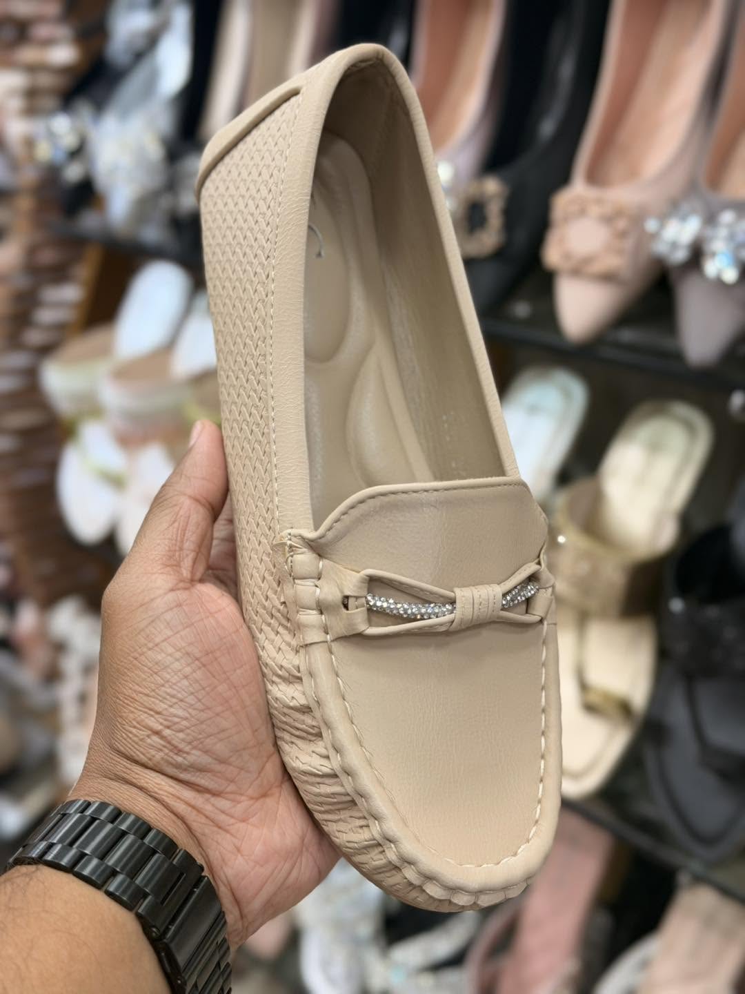 Ladies Shoe