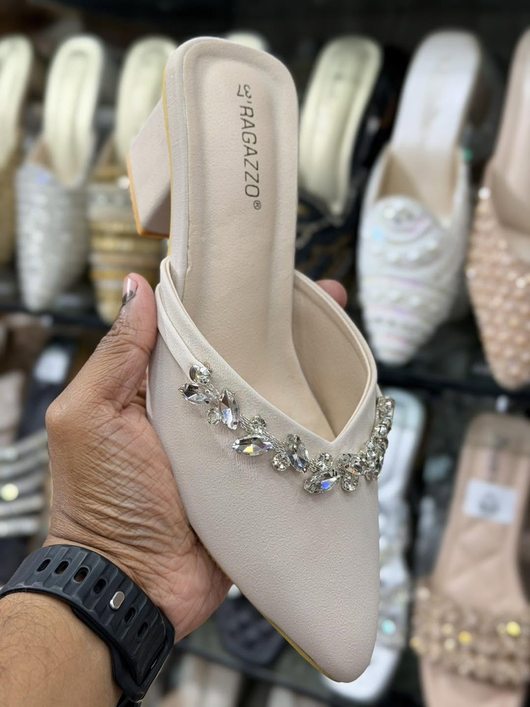 Ladies Shoe
