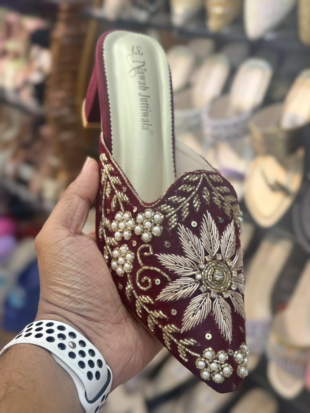 Ladies Shoe