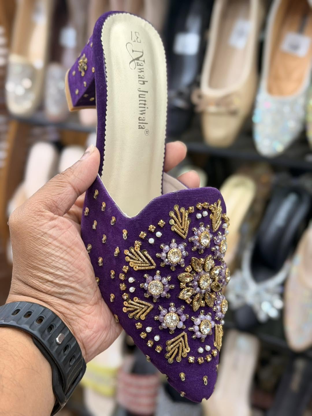 Ladies Shoe