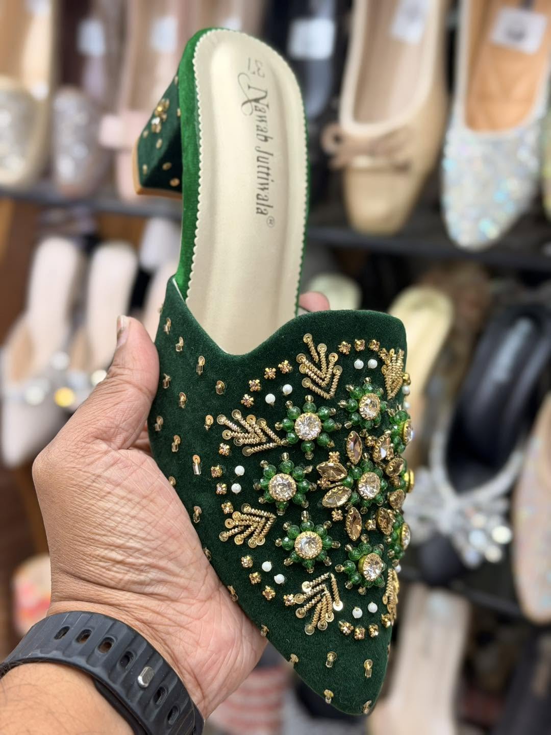 Ladies Shoe