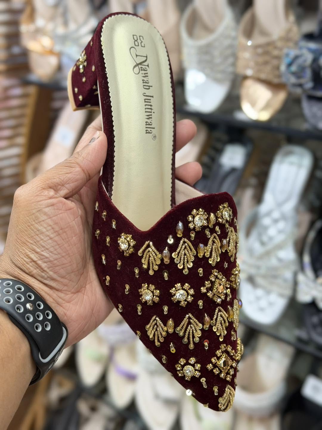Ladies Shoe